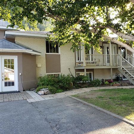 Residence Touristique Les Bouleaux Petit-Saguenay Exterior photo